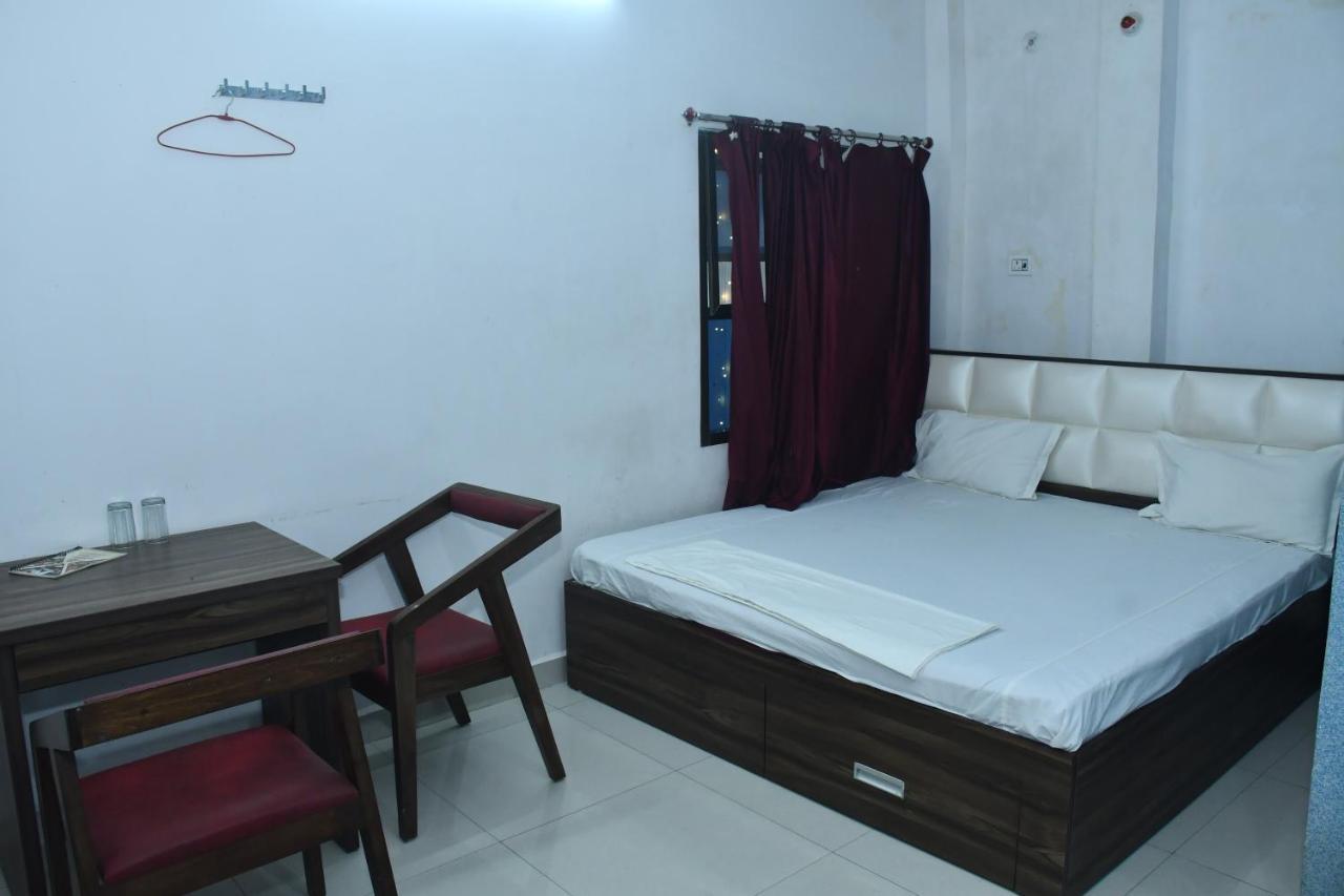 Hotel Awadh Palace Sahjanwa 외부 사진