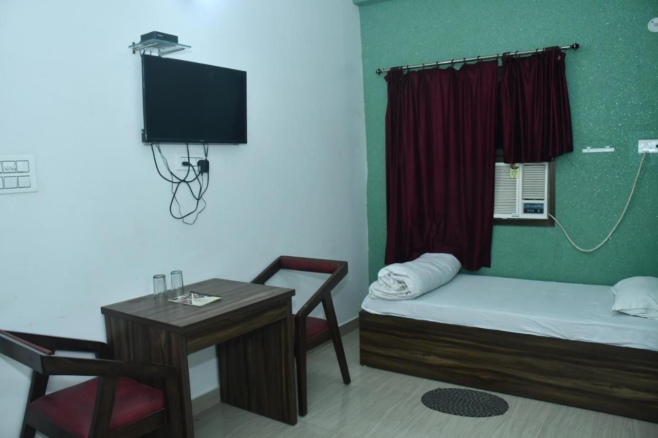 Hotel Awadh Palace Sahjanwa 외부 사진